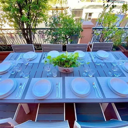 Penthouse With Panoramic Terrace-8 Minutes From The Duomo Apartment Mailand