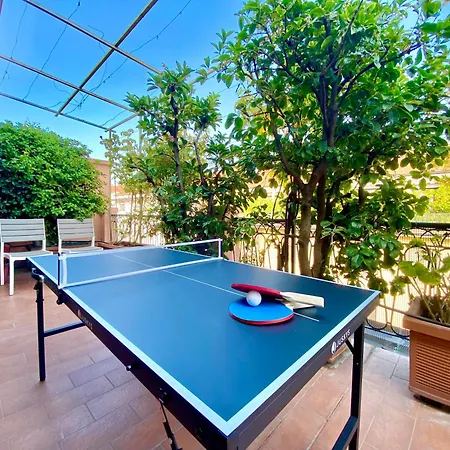 Penthouse With Panoramic Terrace-8 Minutes From The Duomo Appartement